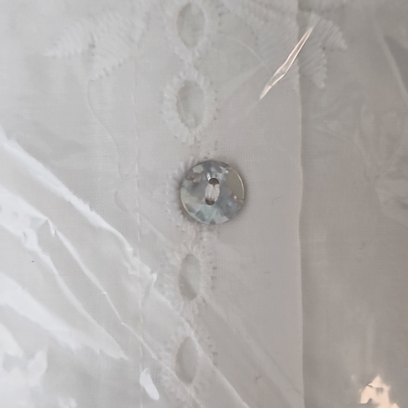 Maurice's Vigoss Eyelet Button Down Cropped Shirt - Picture 5 of 5